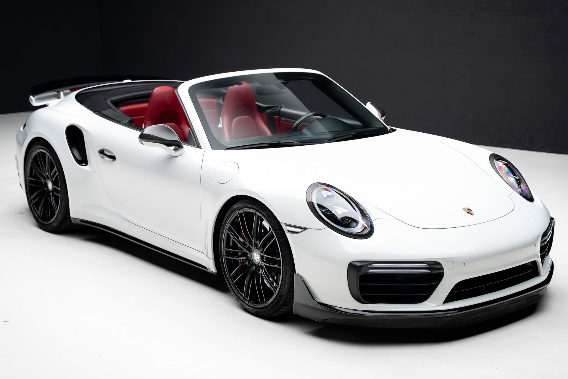 Used 2019 Porsche 911 Turbo image 43