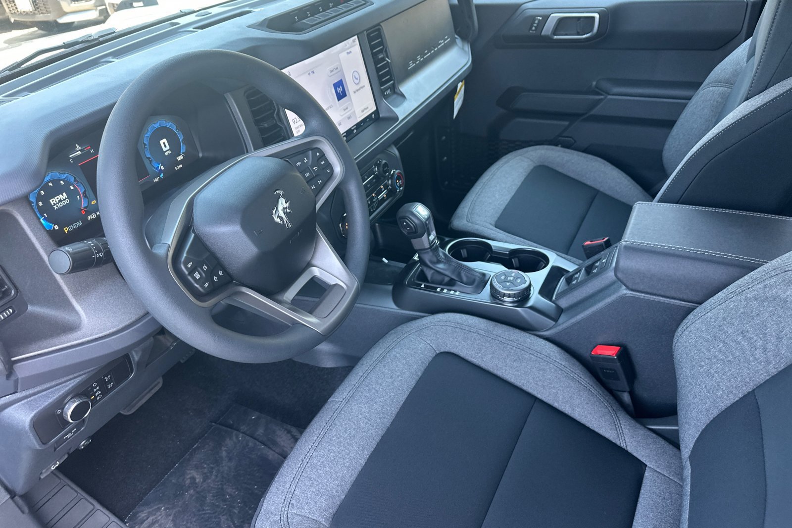 New 2026 Ford Bronco 4-Door w/ Sasquatch Package AWD/4WD image 9