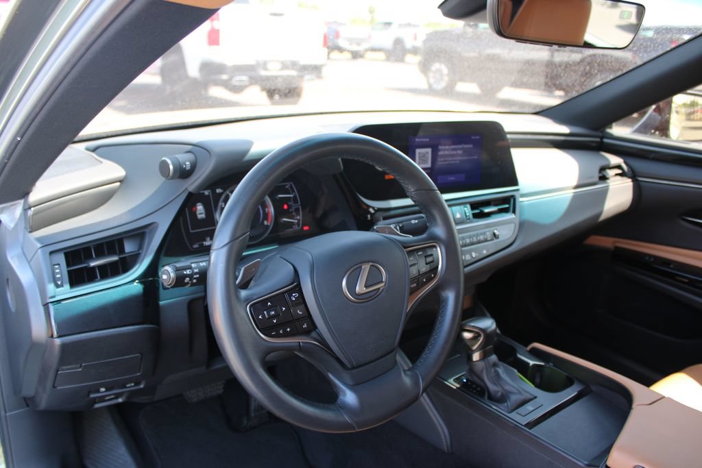 Used 2023 Lexus ES 350 w/ Accessory Package (Z1) FWD image 21