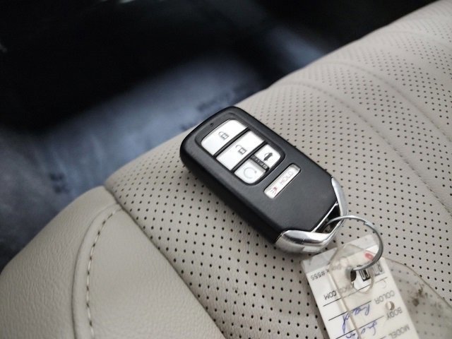 Certified 2020 Honda Accord EX-L image 35