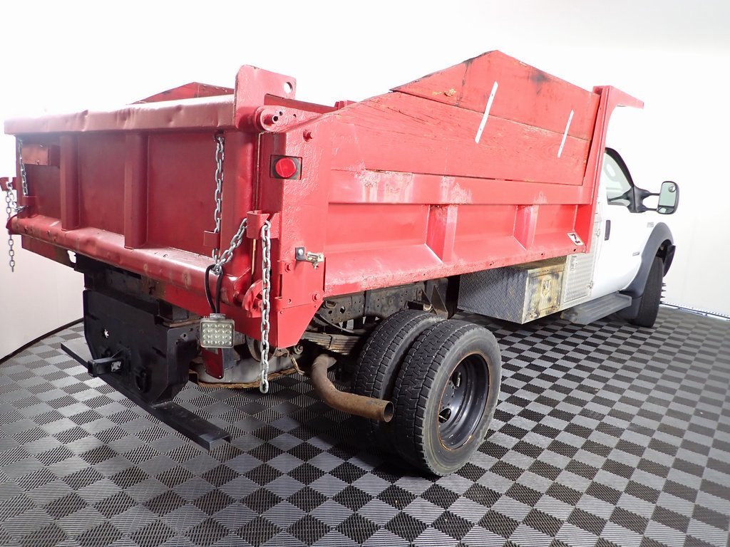 Used 2007 Ford F550 2WD Regular Cab Super Duty image 12