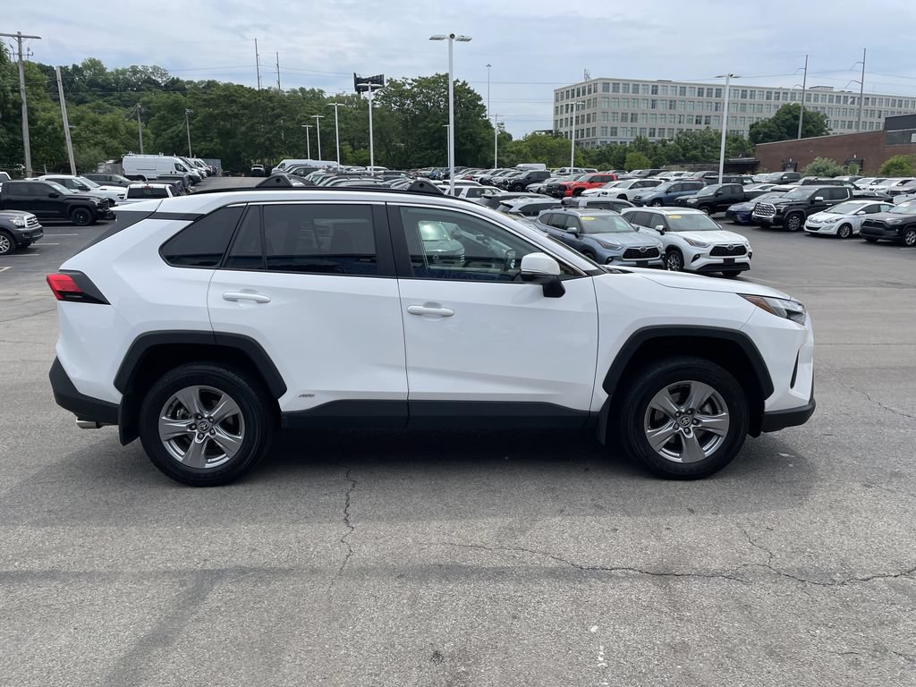Used 2023 Toyota RAV4 XLE w/ Convenience Package AWD/4WD image 7