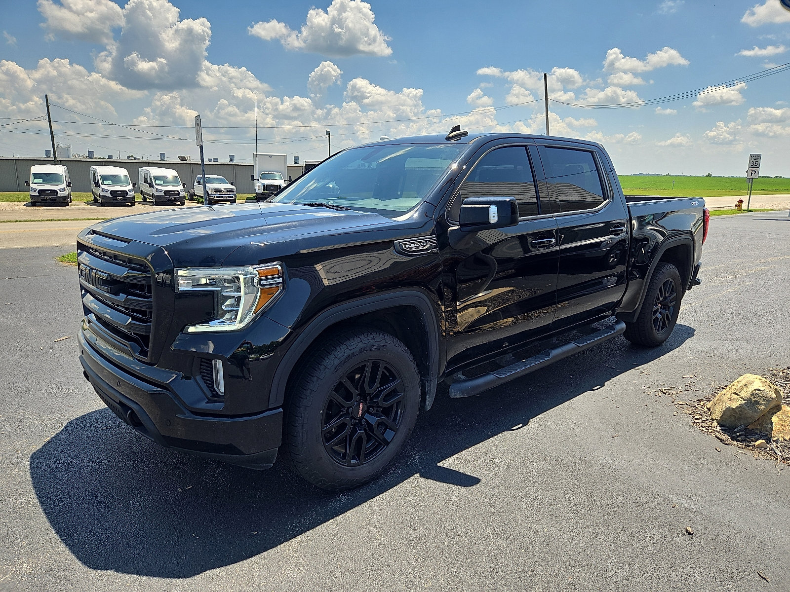 Used 2021 GMC Sierra 1500 Elevation w/ Preferred Package image 10