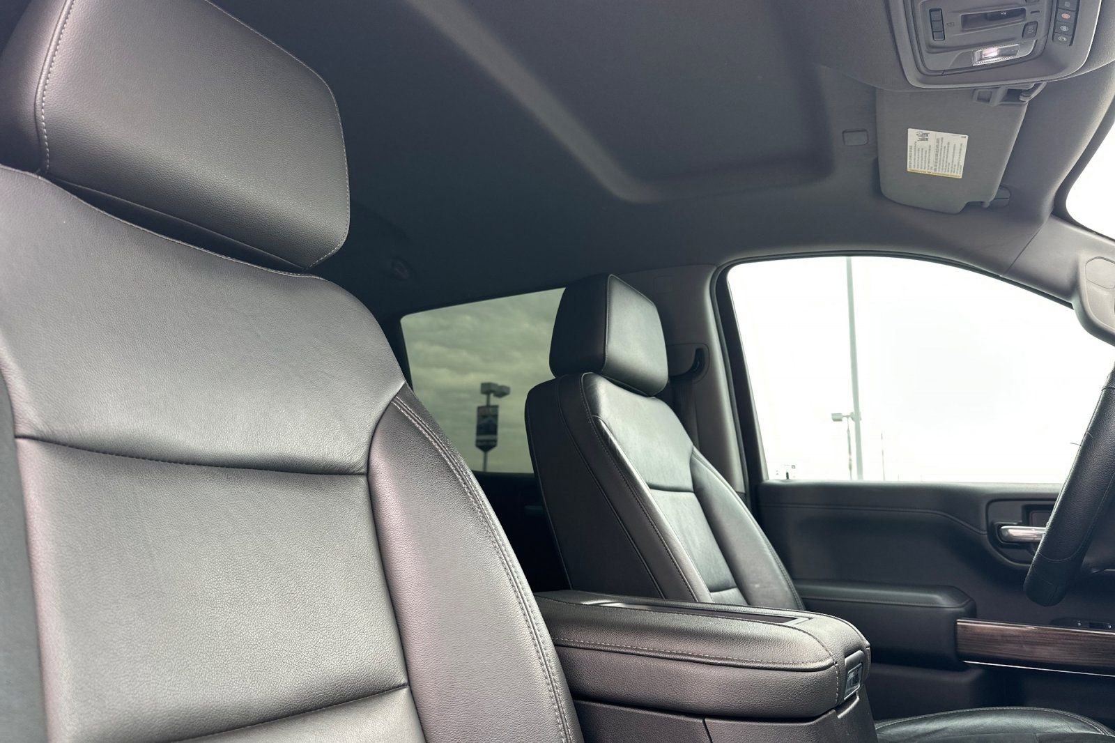 Used 2019 Chevrolet Silverado 1500 LT Trail Boss image 16