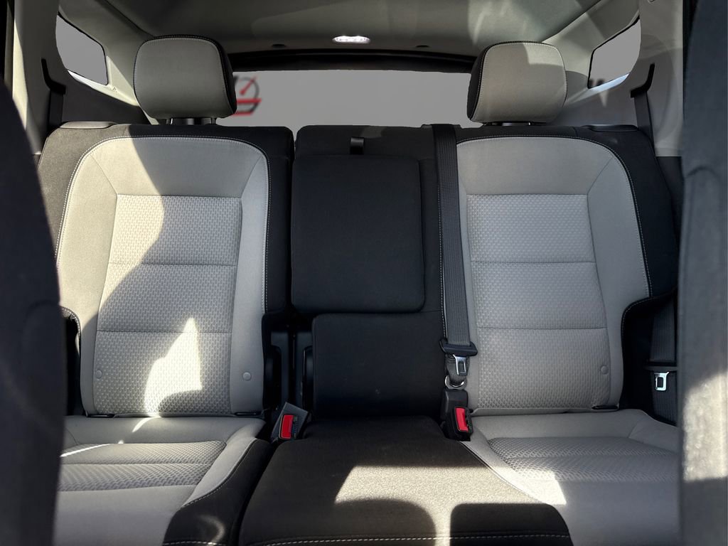 Used 2023 GMC Terrain SLE w/ Driver Convenience Package image 20