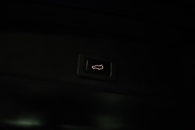 Used 2019 Subaru Ascent Limited w/ Popular Package #3 AWD/4WD image 8