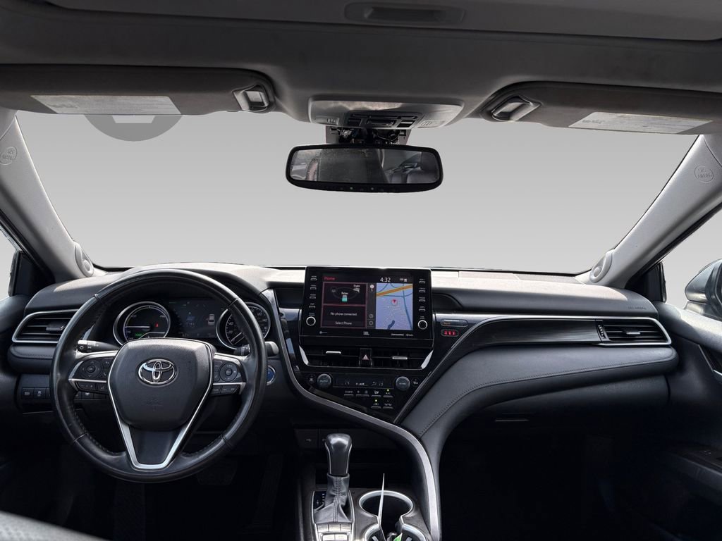 Used 2023 Toyota Camry XLE w/ Navigation Package image 3