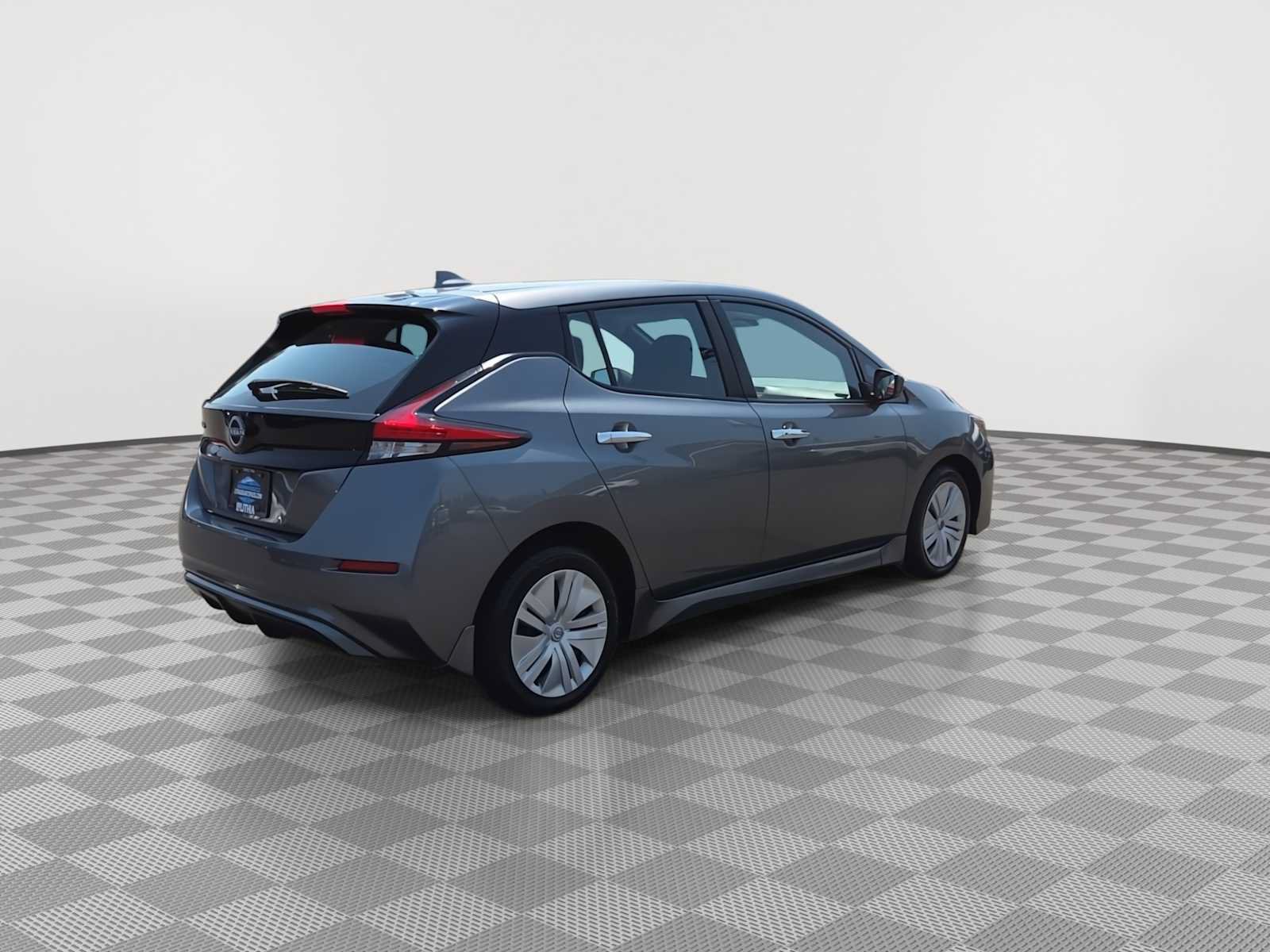 Used 2024 Nissan Leaf S FWD image 8