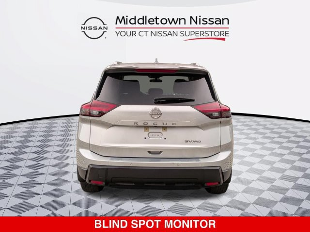 Certified 2024 Nissan Rogue SV w/ SV Premium Package AWD/4WD image 5