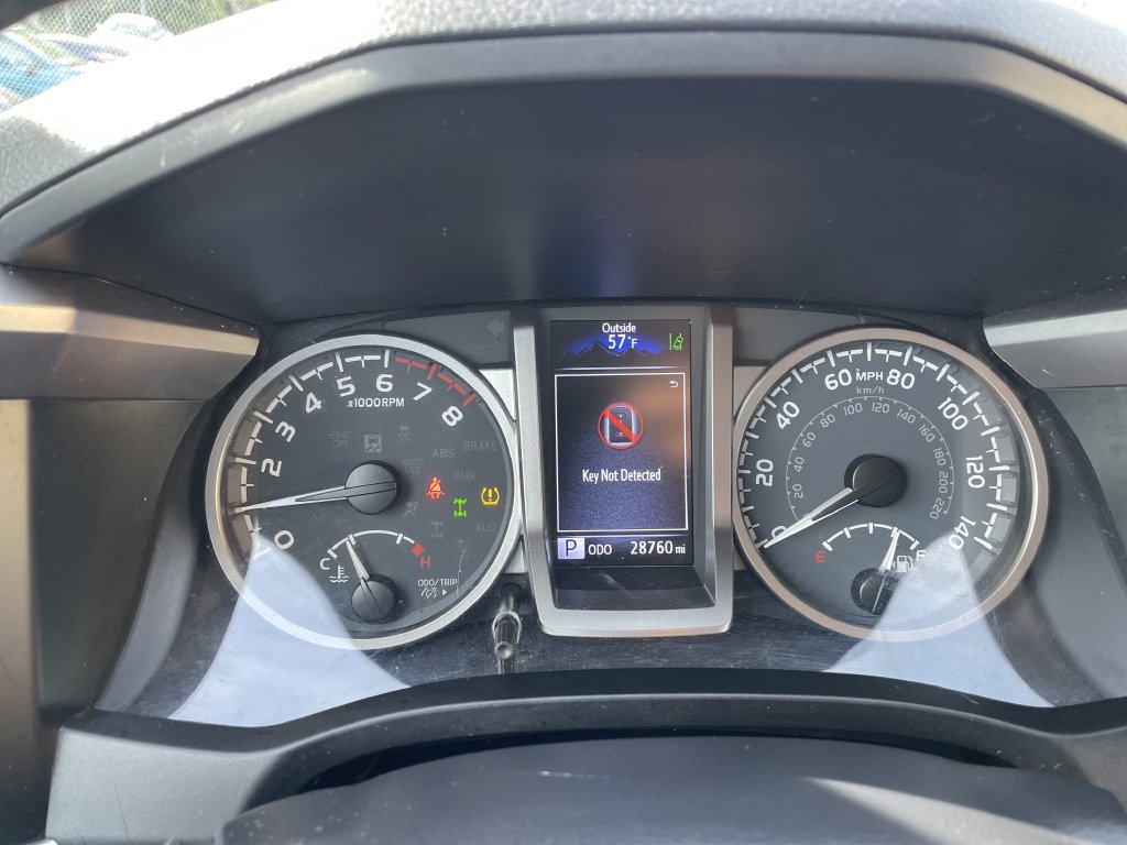 Used 2023 Toyota Tacoma SR5 w/ Technology Package AWD/4WD image 17
