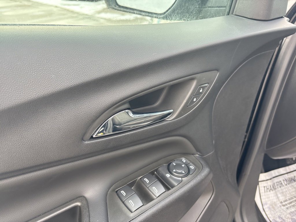 Used 2024 Chevrolet Equinox LT w/ LPO, Floor Liner Package image 18