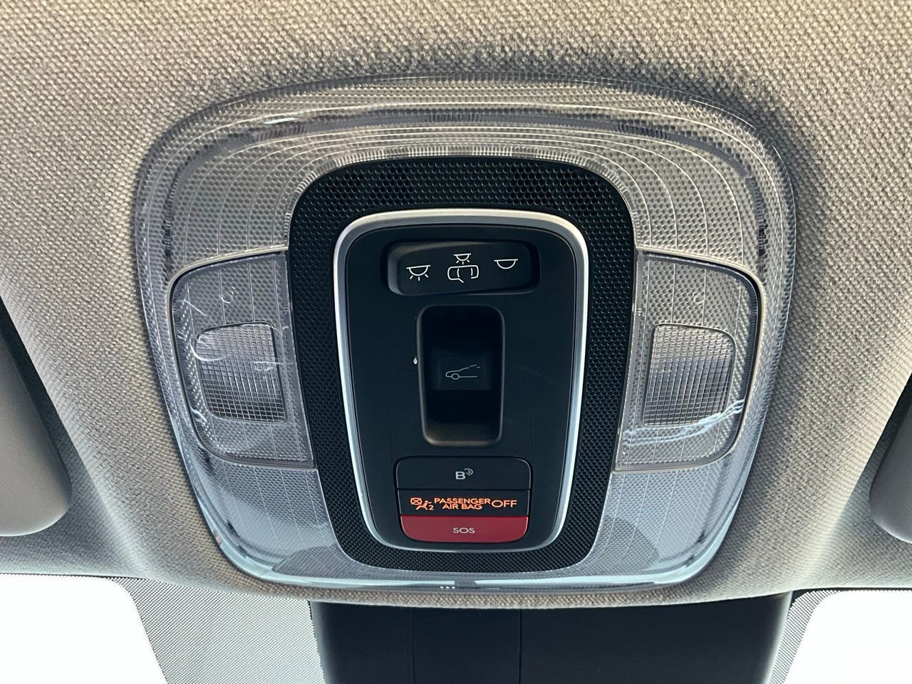 Used 2025 Hyundai Elantra SEL image 16