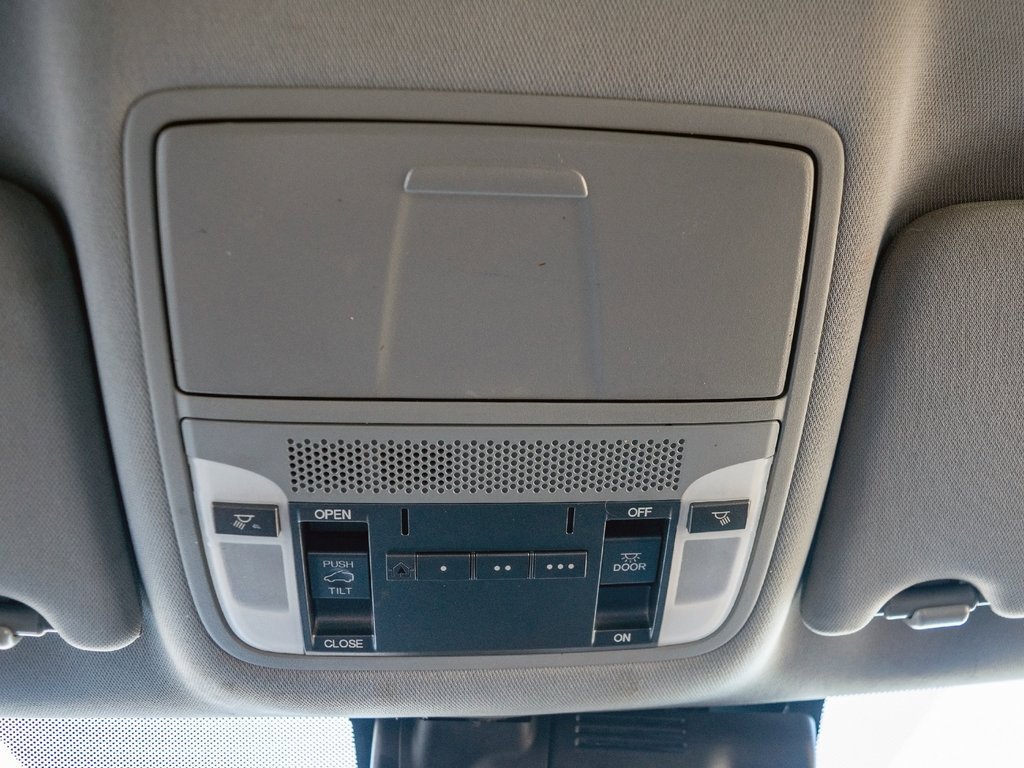 Used 2018 Acura MDX SH-AWD image 27