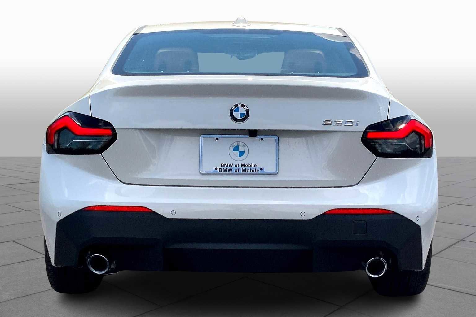 New 2025 BMW 230i Coupe w/ Premium Package RWD image 4
