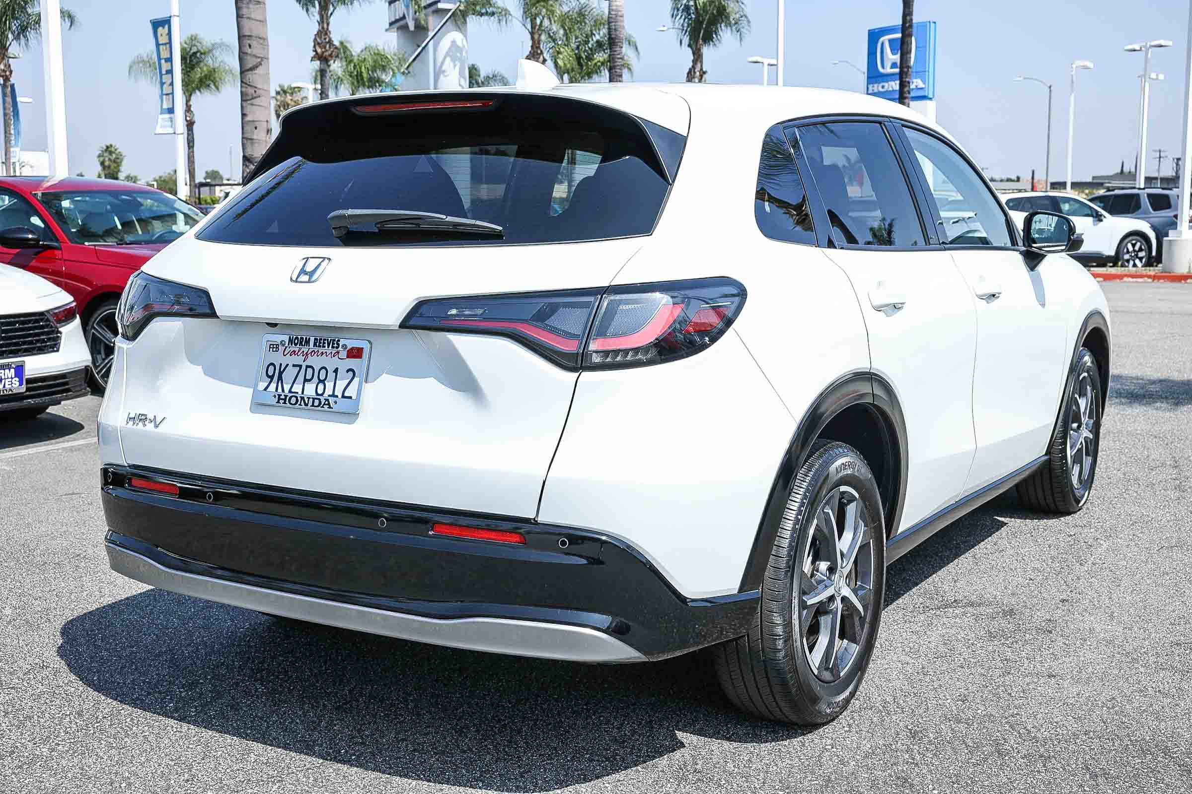 Used 2024 Honda HR-V EX-L image 7