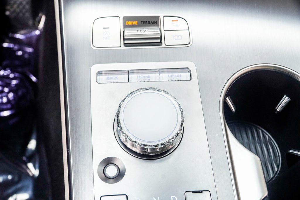 Used 2026 Genesis GV70 2.5T Select image 22