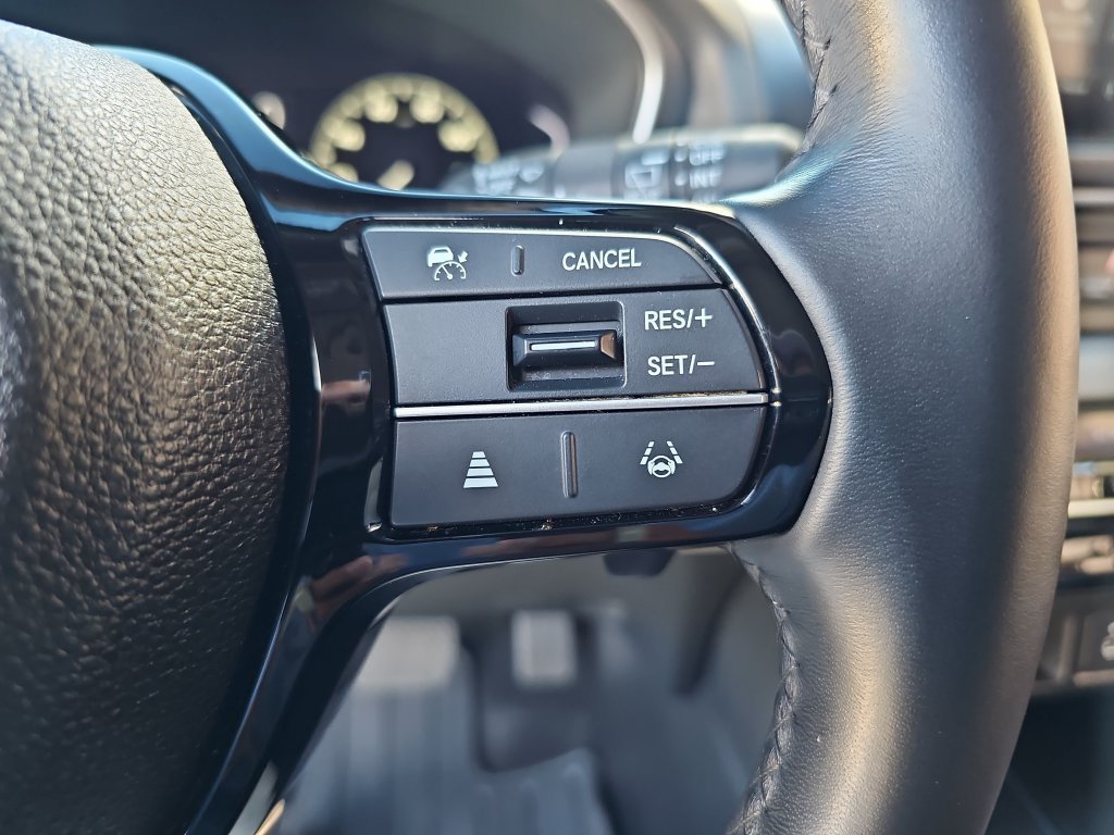 Used 2023 Honda Pilot Touring image 12