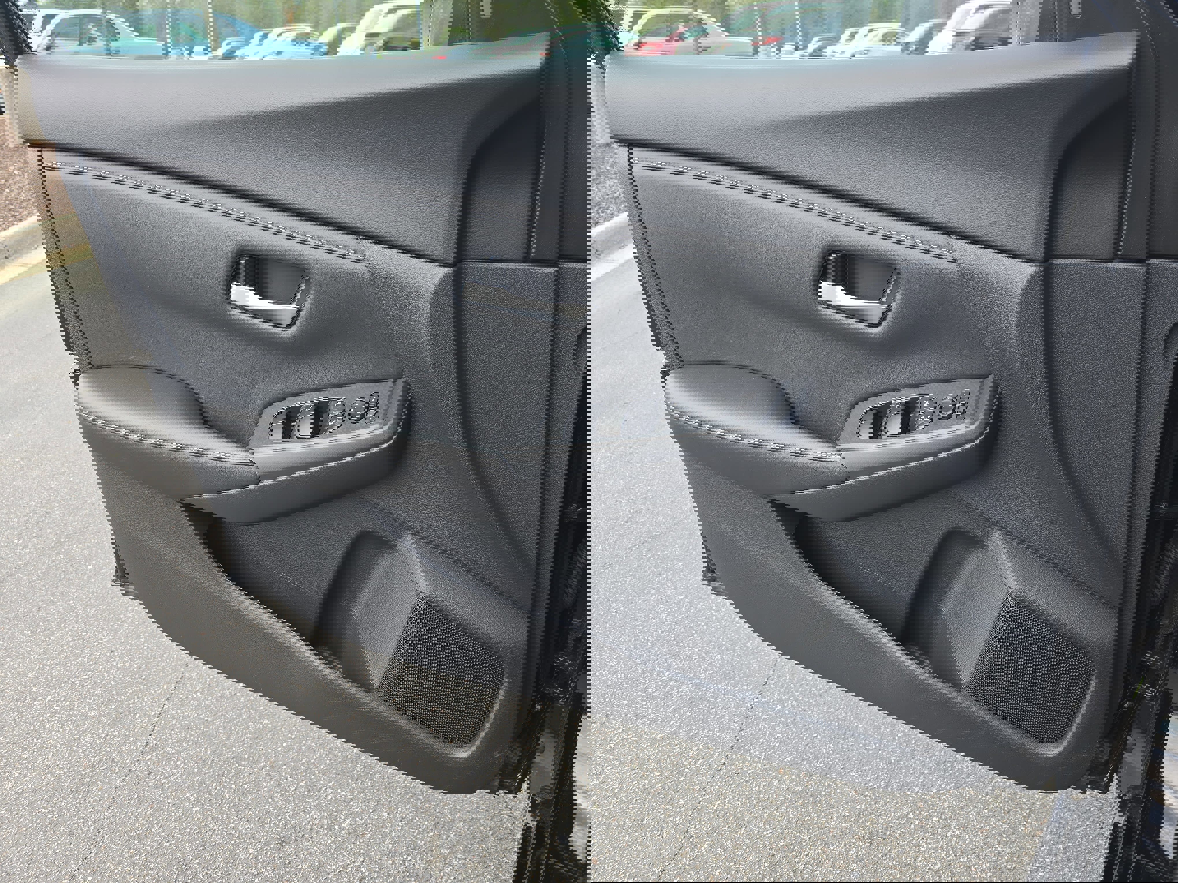 Used 2025 Nissan Sentra SV image 27