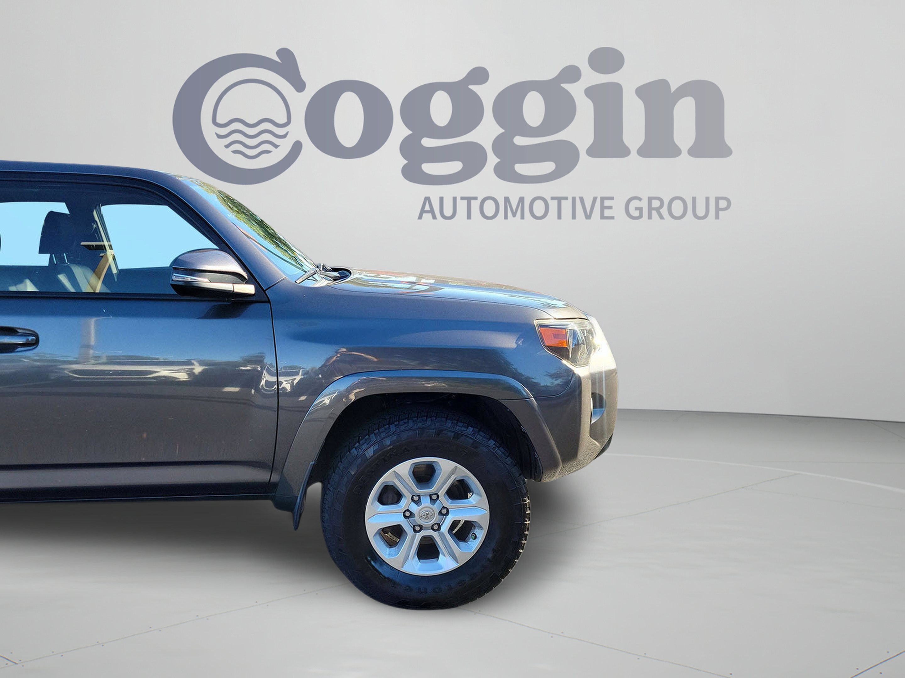 Used 2021 Toyota 4Runner SR5 Premium w/ Moonroof Package AWD/4WD image 29