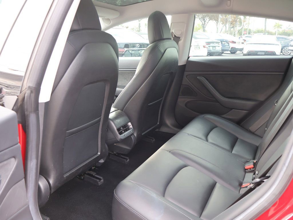 Used 2018 Tesla Model 3 Long Range RWD image 34