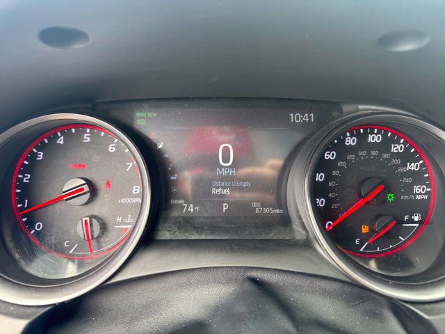 Used 2023 Toyota Camry XSE FWD image 9