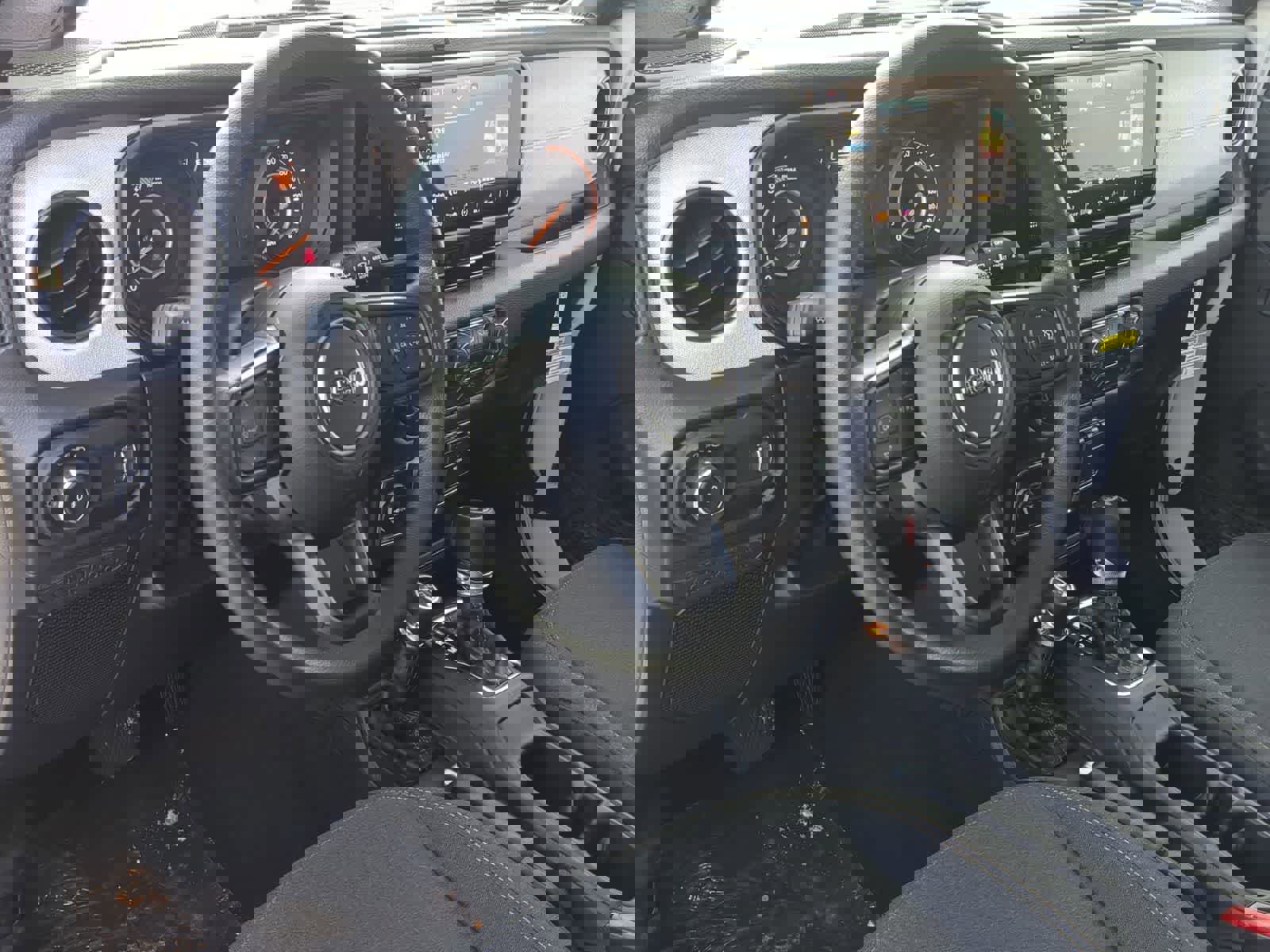 Used 2026 Jeep Wrangler Sport AWD/4WD image 10