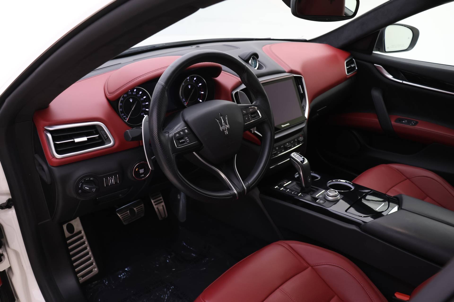Used 2022 Maserati Ghibli Modena Q4 image 6