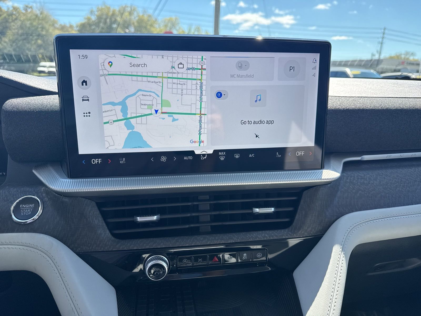 Used 2025 Ford Explorer Platinum w/ Ultimate Package image 10