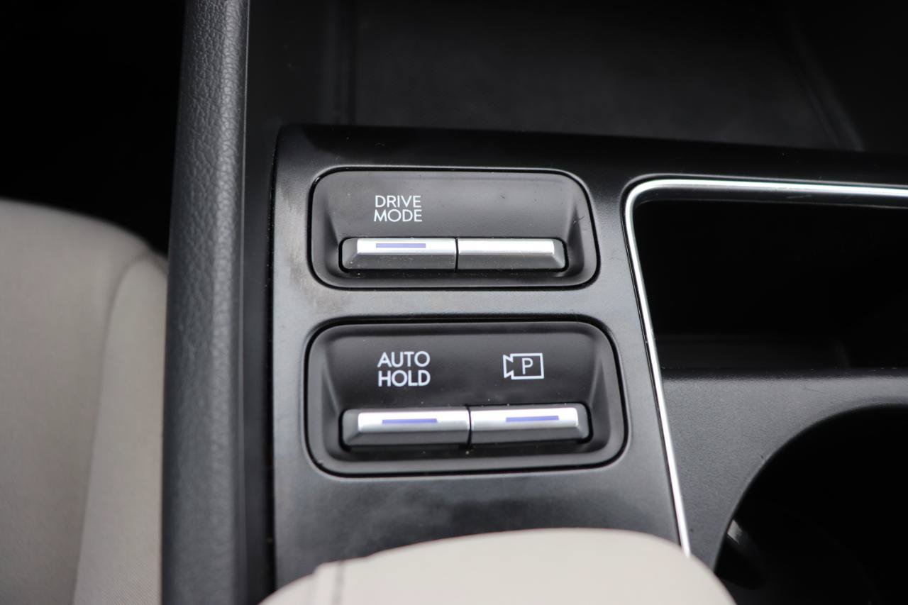 Used 2025 Hyundai Sonata SEL FWD image 37