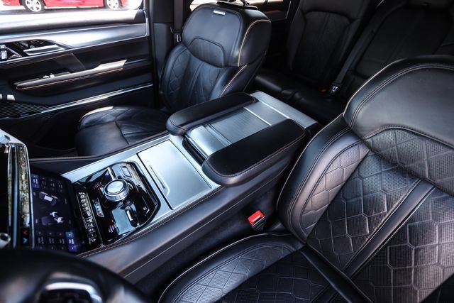 Used 2022 Jeep Grand Wagoneer Series III w/ Flexible Seating Group AWD/4WD image 73