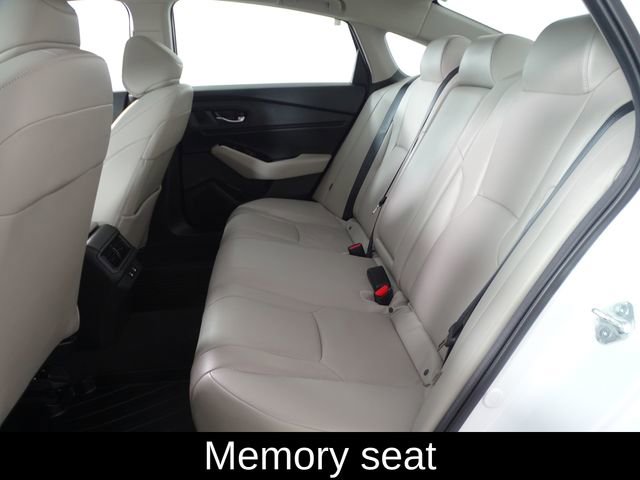 Used 2024 Honda Accord Touring image 14
