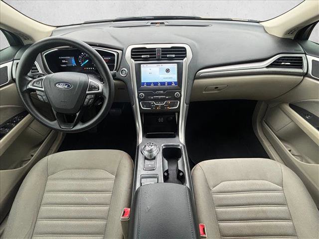 Used 2019 Ford Fusion SE image 20
