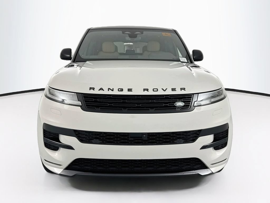 New 2027 Land Rover Range Rover Sport Dynamic SE AWD/4WD image 2