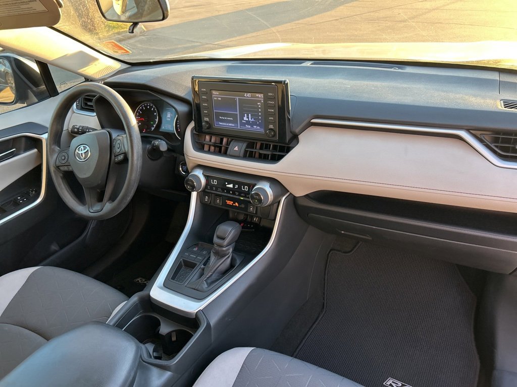 Used 2019 Toyota RAV4 XLE image 19