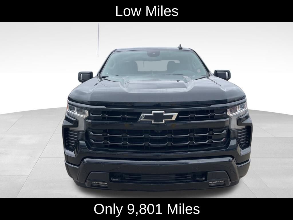 Used 2025 Chevrolet Silverado 1500 RST w/ Convenience Package II image 2