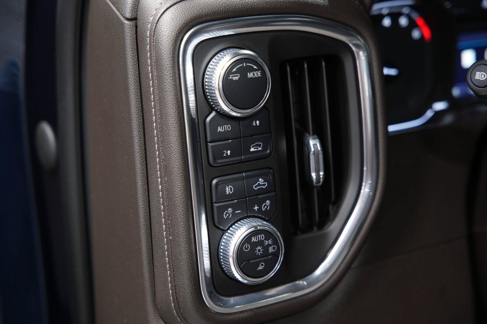 Certified 2021 GMC Sierra 1500 SLT AWD/4WD image 40