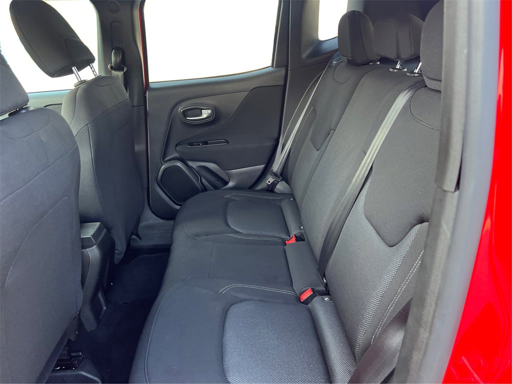 Used 2021 Jeep Renegade Sport image 10