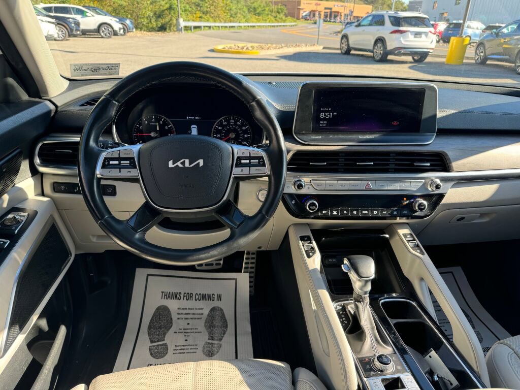 Used 2022 Kia Telluride SX w/ Nightfall Edition Package image 23