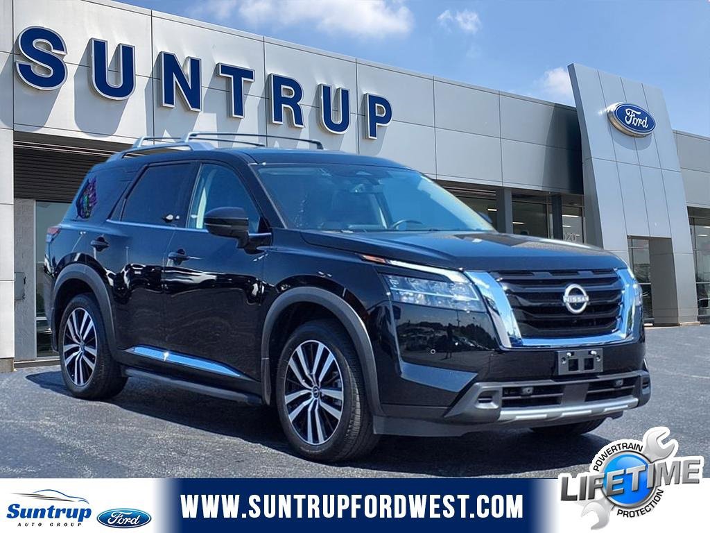 Used 2024 Nissan Pathfinder Platinum w/ Lighting Package (N93)