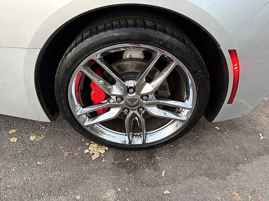 Used 2014 Chevrolet Corvette Stingray Coupe w/ 3LT Preferred Equipment Group RWD image 8