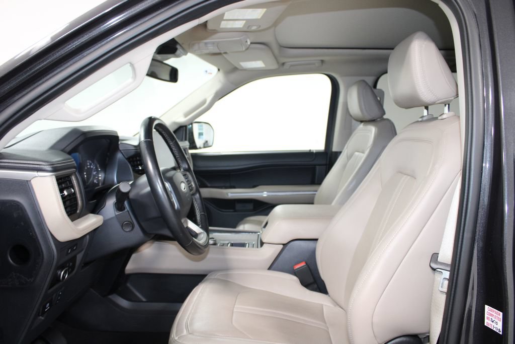 Used 2024 Ford Expedition Limited RWD image 23