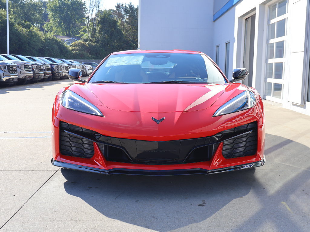 New 2027 Chevrolet Corvette Grand Sport w/ Z52 Sport Performance Package RWD image 6