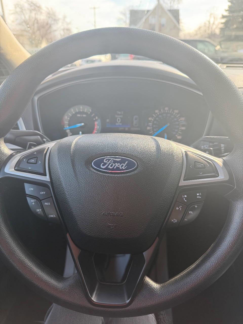 Used 2018 Ford Fusion SE image 20