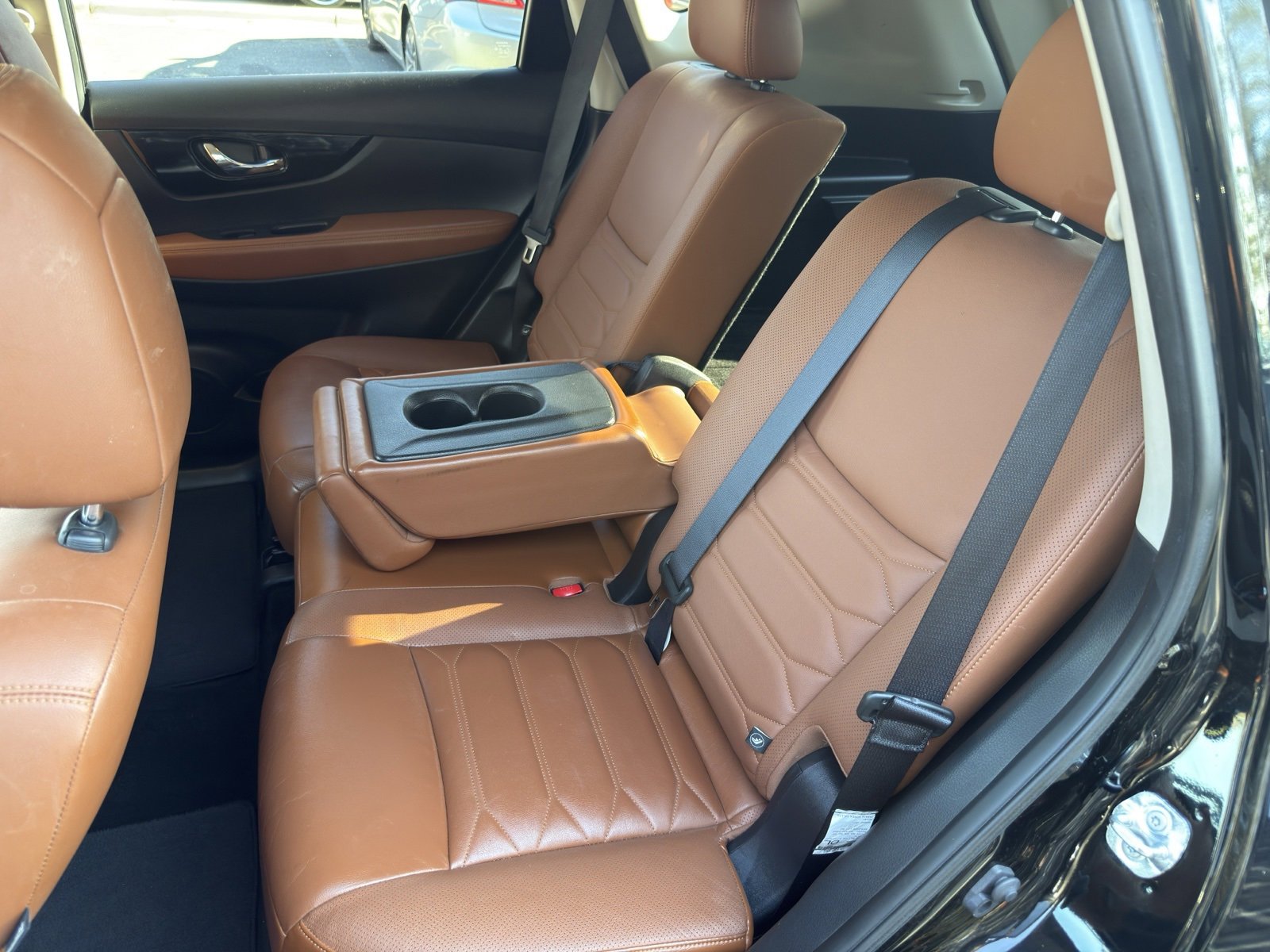 Used 2018 Nissan Rogue SL w/ Premium Package image 26