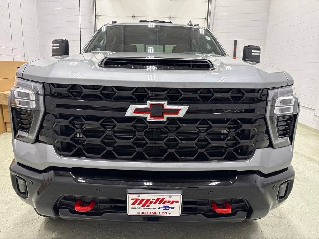 New 2026 Chevrolet Silverado 2500 ZR2 w/ LPO, Dark Essentials Package AWD/4WD image 10