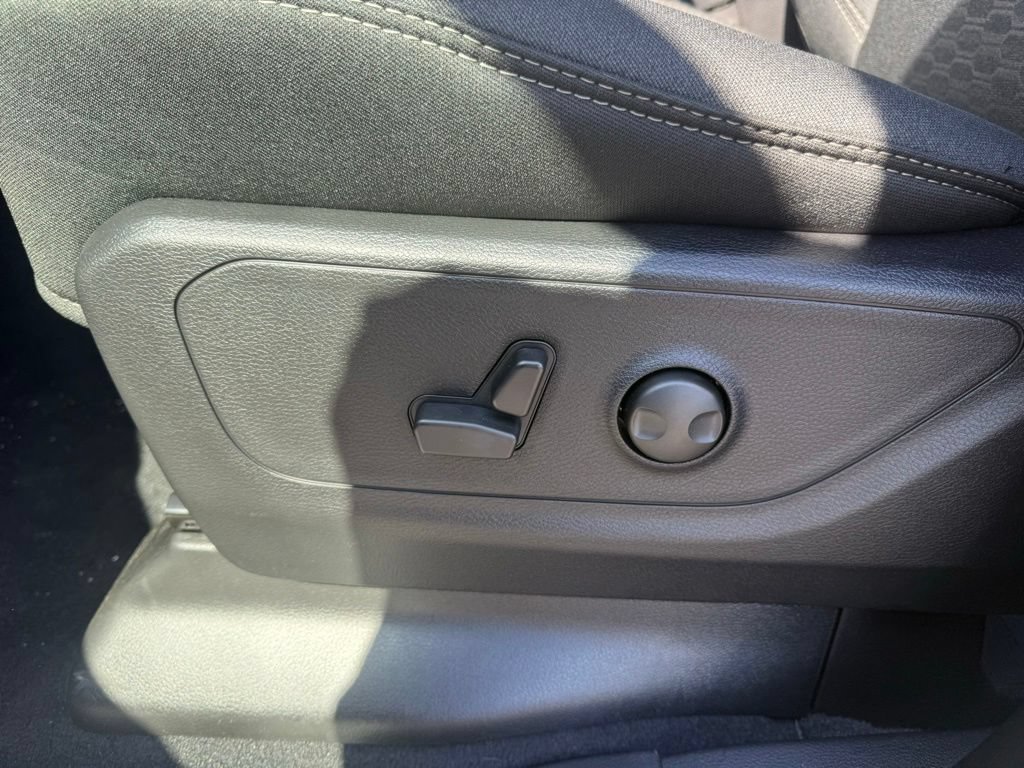 New 2026 RAM 1500 Big Horn AWD/4WD image 16