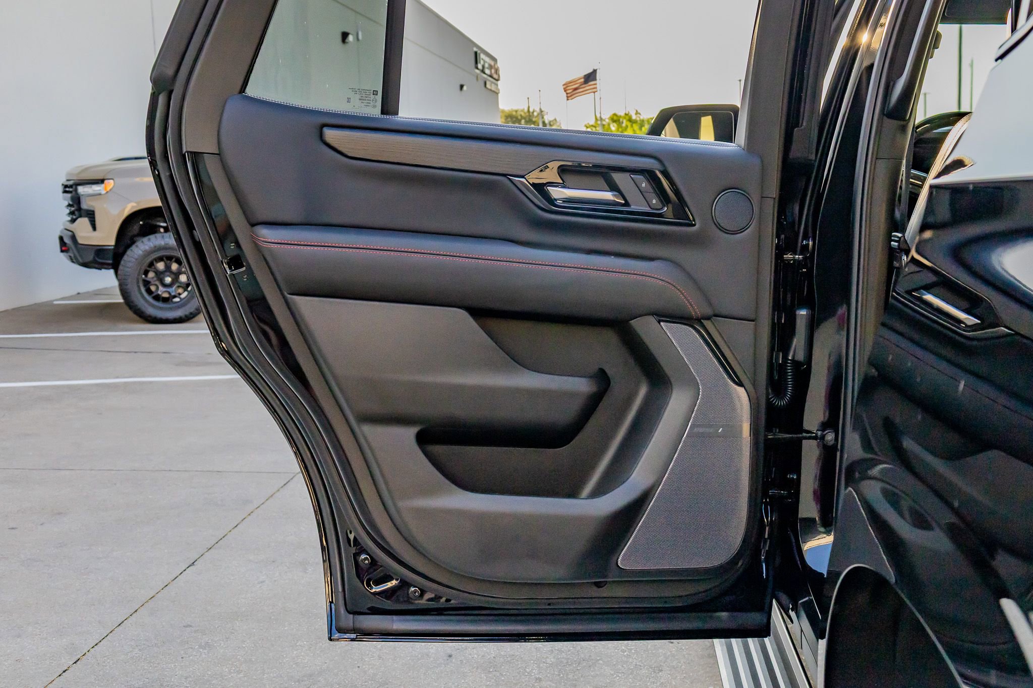 Used 2026 GMC Yukon AT4 Ultimate image 38