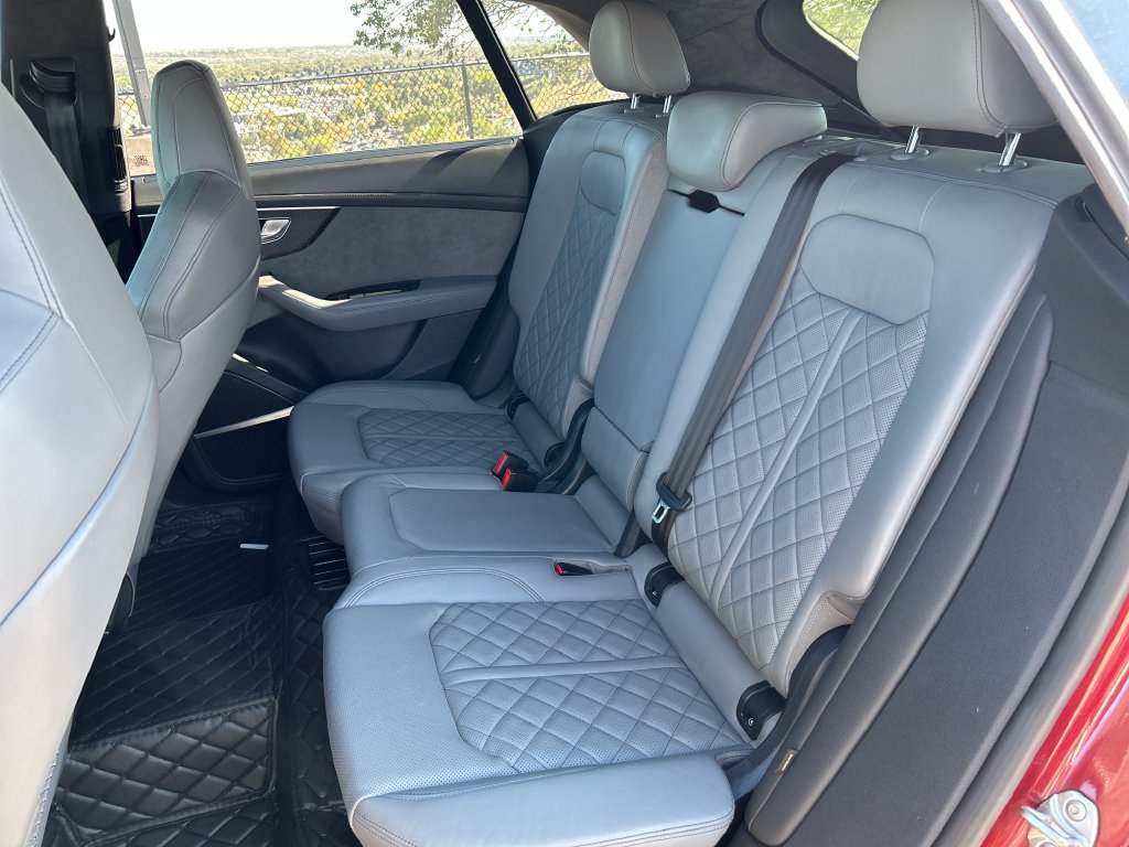 Used 2021 Audi SQ8 Prestige AWD/4WD image 18