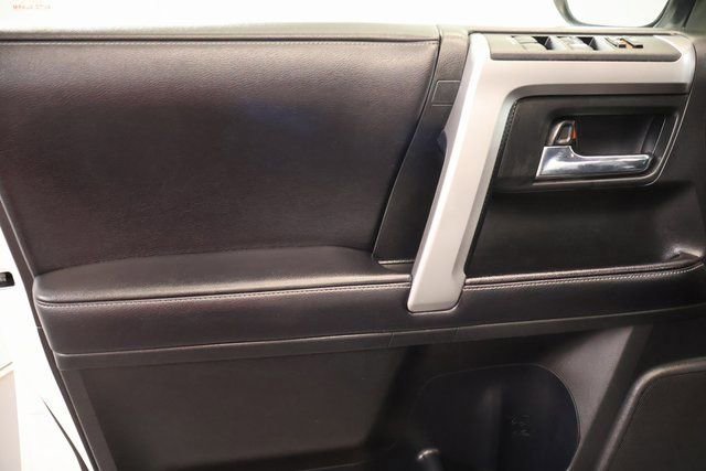 Used 2017 Toyota 4Runner SR5 image 9