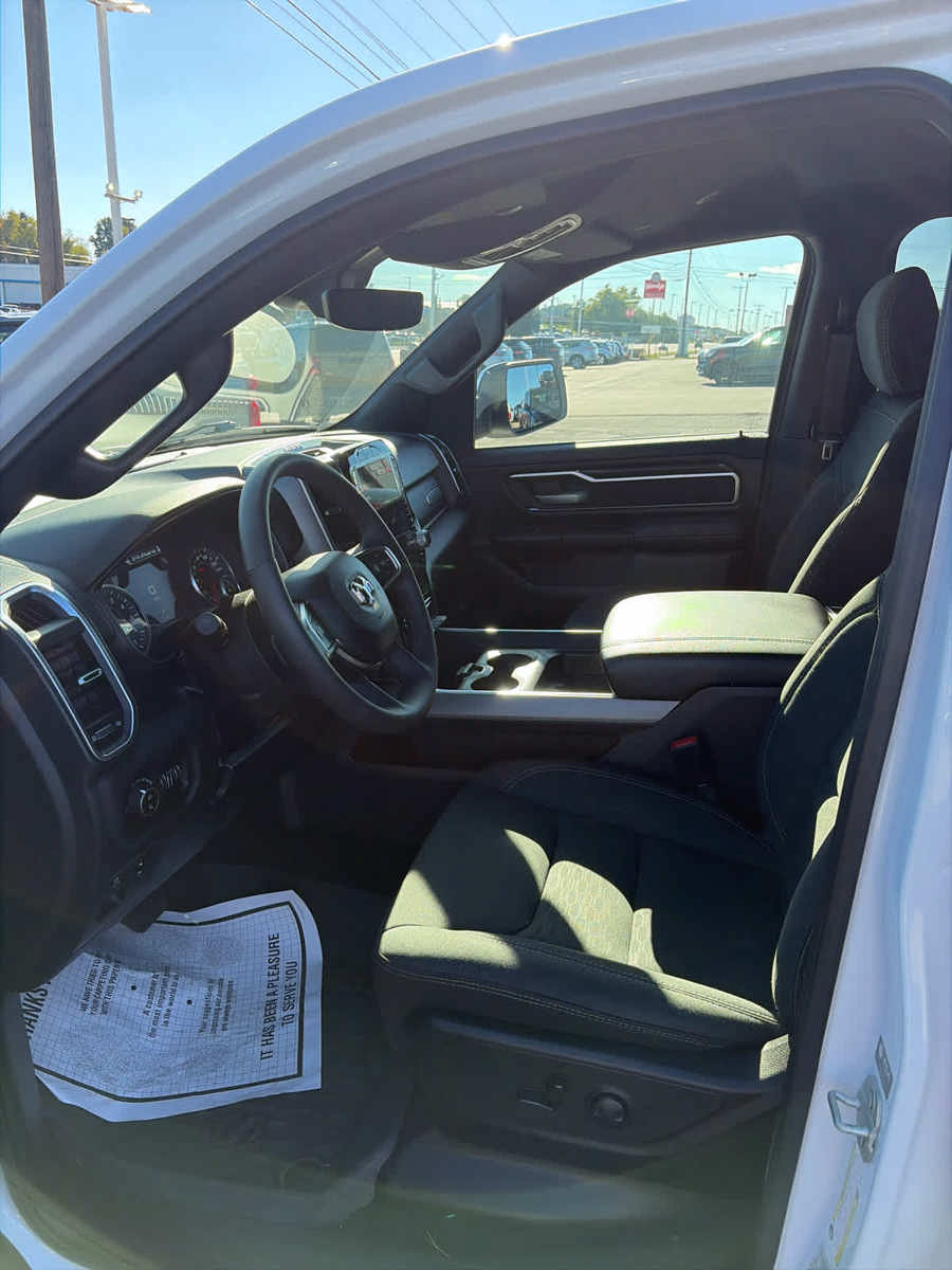 Used 2025 RAM 1500 Big Horn AWD/4WD image 21